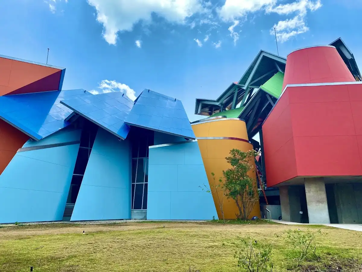 panama-attraction-biomuseo