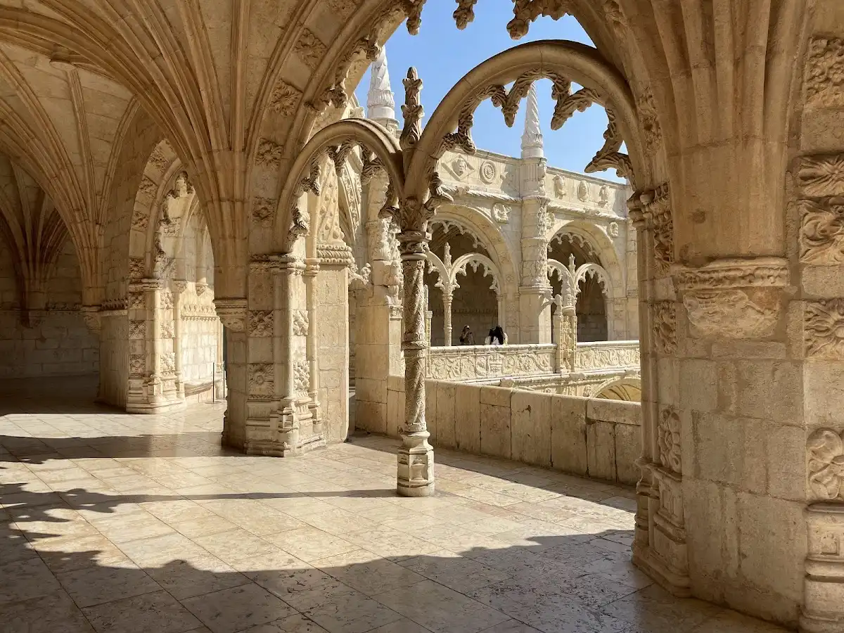 portugal-attraction-mosteiro-dos-jeronimos