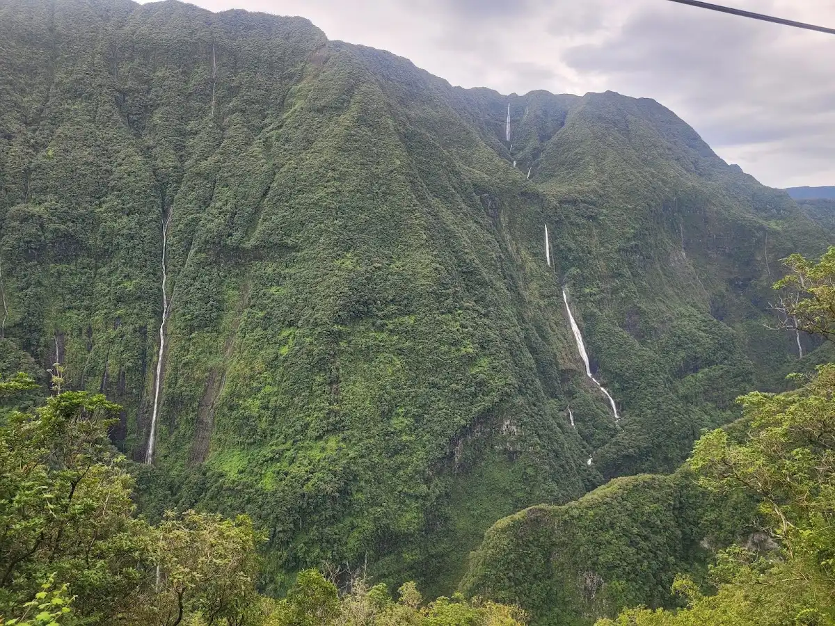 reunion-unique-site-cascades-de-takamaka v1
