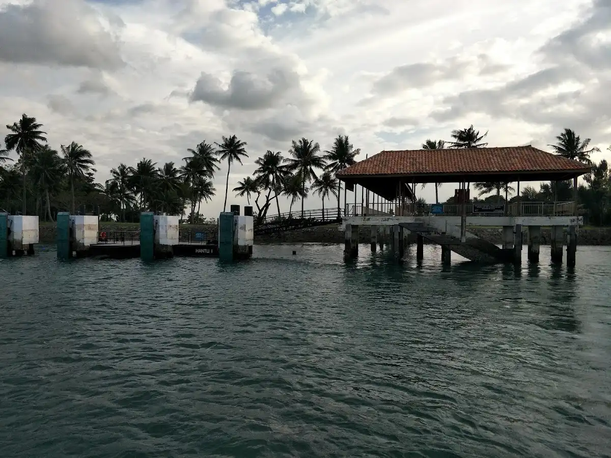 singapore-beach-pulau-hantu