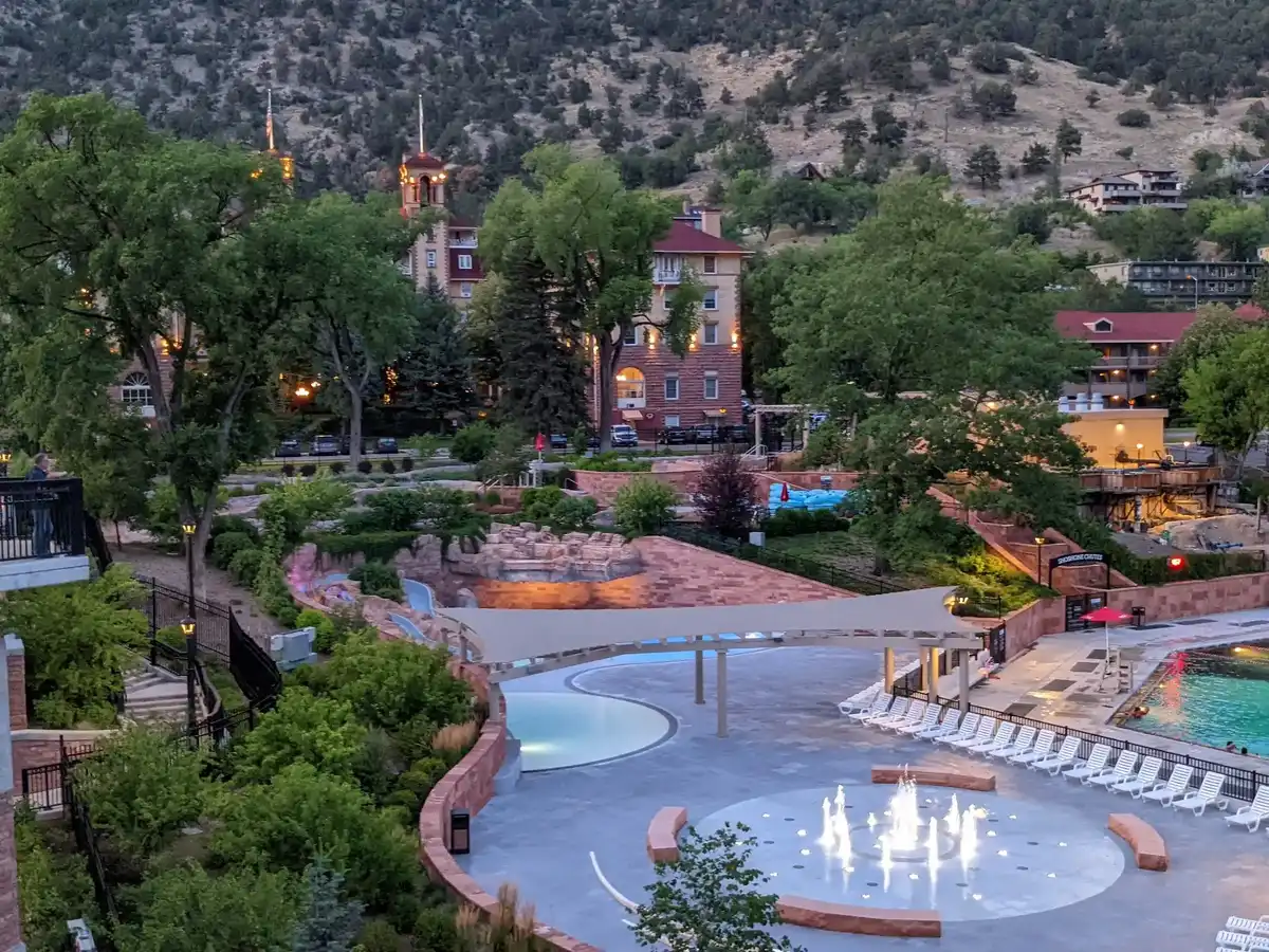 united-states-city-glenwood-springs