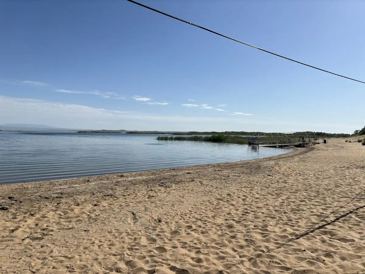 uzbekistan-beach-aydarkul-lake