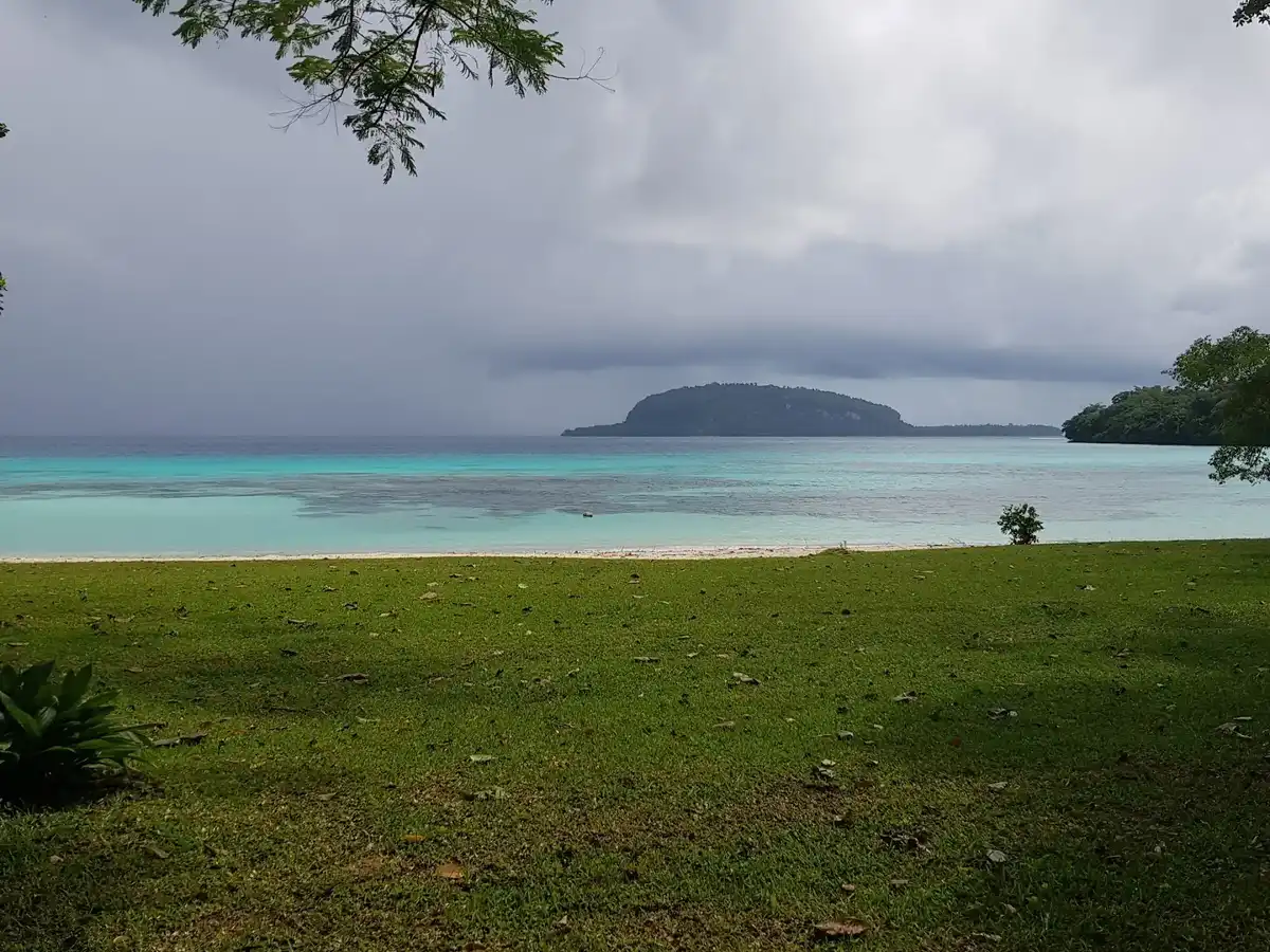 vanuatu-beach-lonnoc-beach