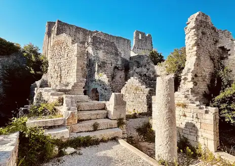 Dvigrad ruins