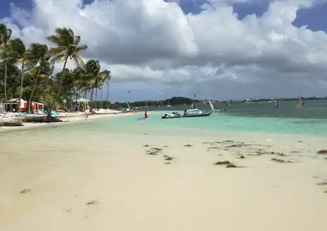 Plage de la Caravelle