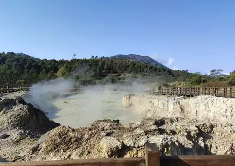 Sikidang Crater