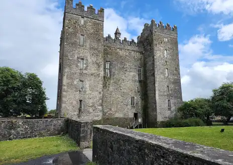 Bunratty Castle & Folk Park