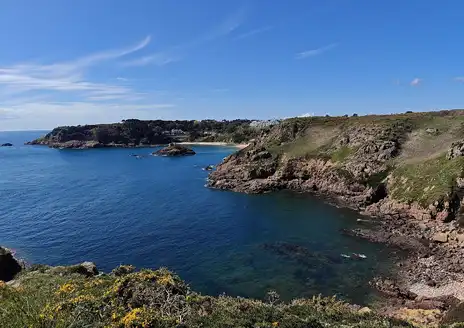 St. Brelade‘s Bay to Noirmont Point