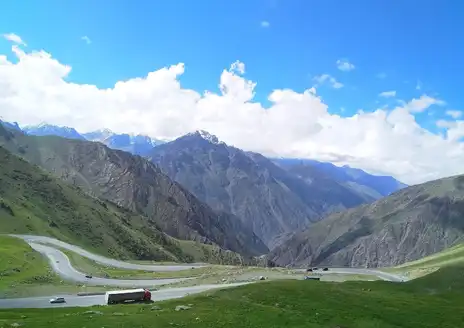 Tuz Ashu Pass