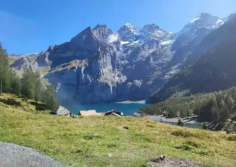 Oeschinensee Lake Trail