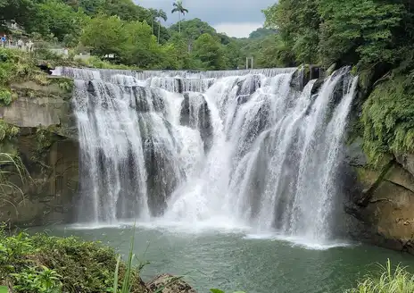 Shifen Waterfall